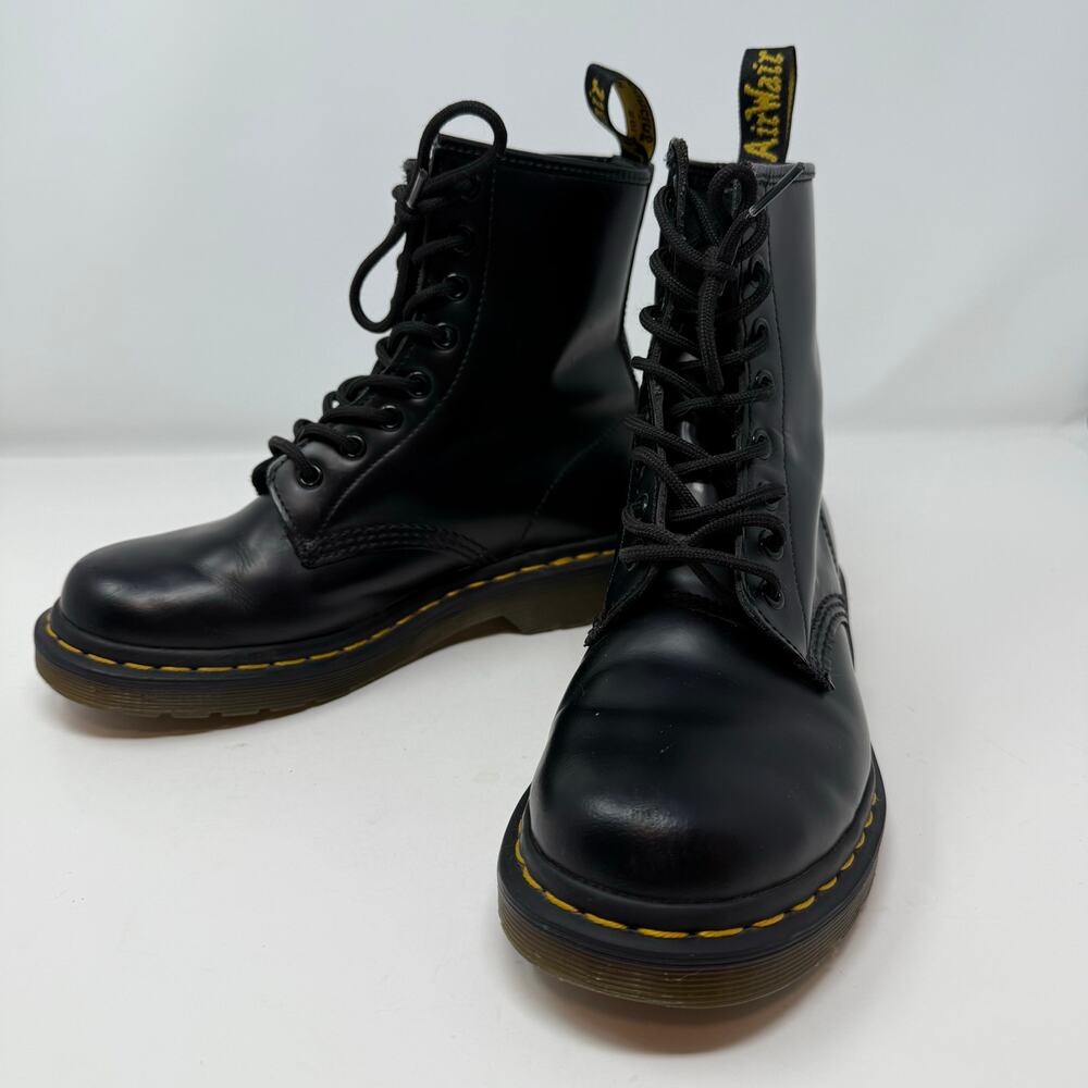 Dr. Martens 1460W Boots Women's 6 Black Smooth Leather Preppy Combat Boots EUC - Picture 2 of 16